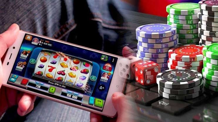Buffalo King slot reel layout and symbol combinations on 7upbet mobile